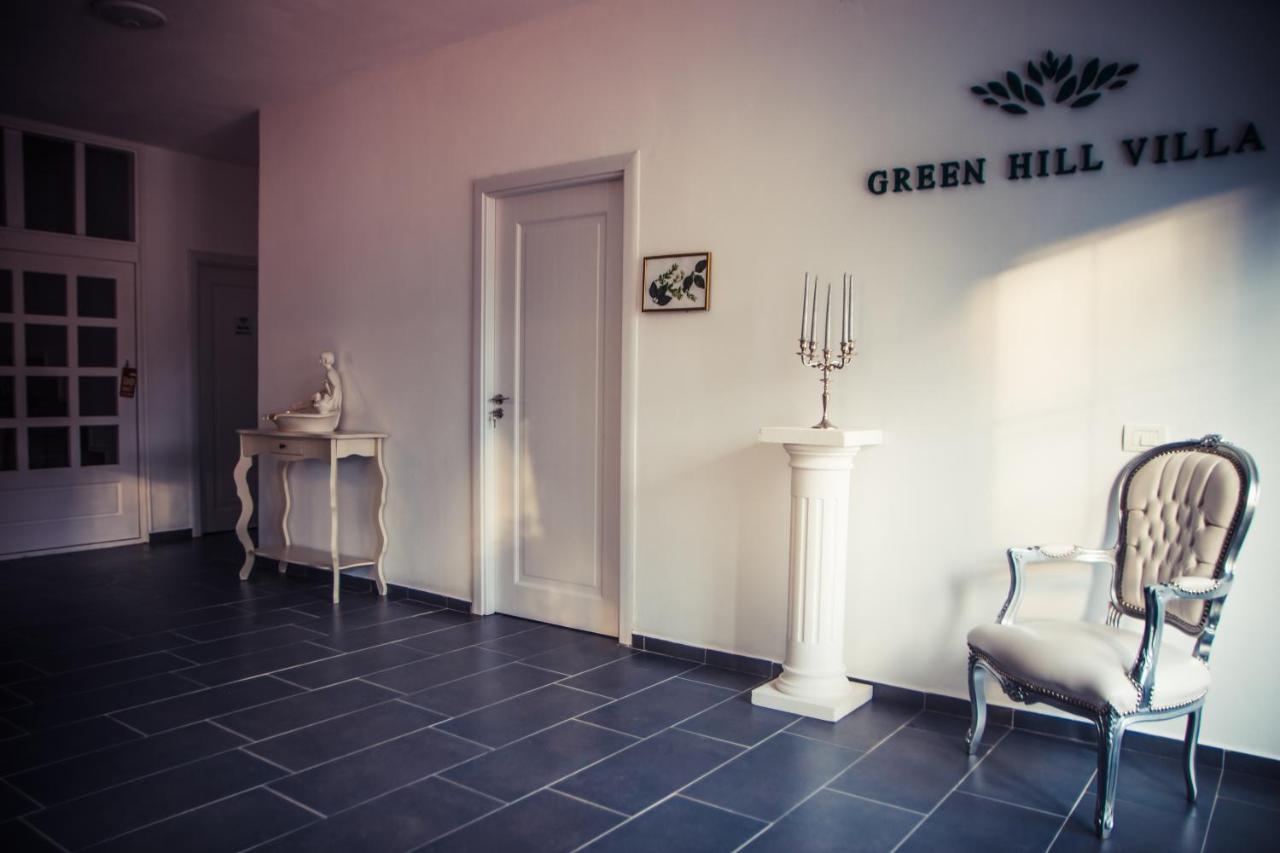 Green Hill Villa Călimăneşti Esterno foto