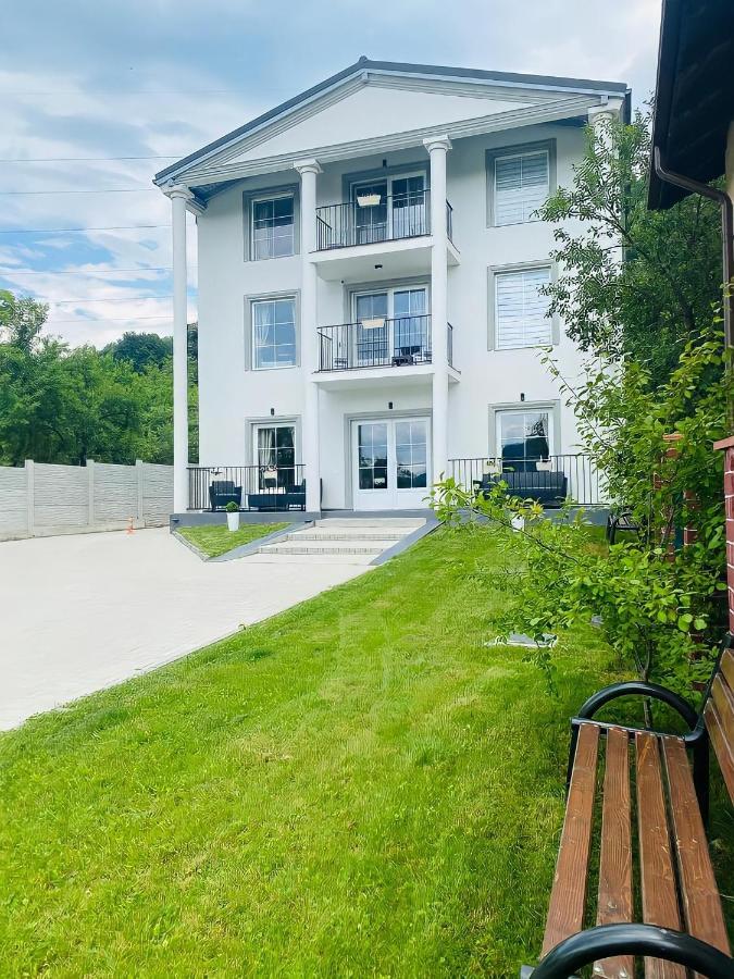 Green Hill Villa Călimăneşti Esterno foto